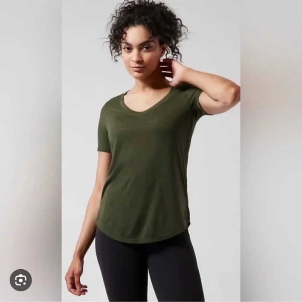 Athleta Olive Green Short Sleeve Tee - Picture 7 of 12